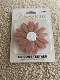 Load image into Gallery viewer, Silicone Teether - Blush Daisy