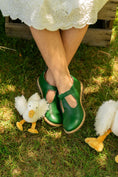 Load image into Gallery viewer, Snowy the Goose Rattle - Mimi et Lion