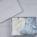 Load image into Gallery viewer, Trenton Blue Star Print Bib Gift Set
