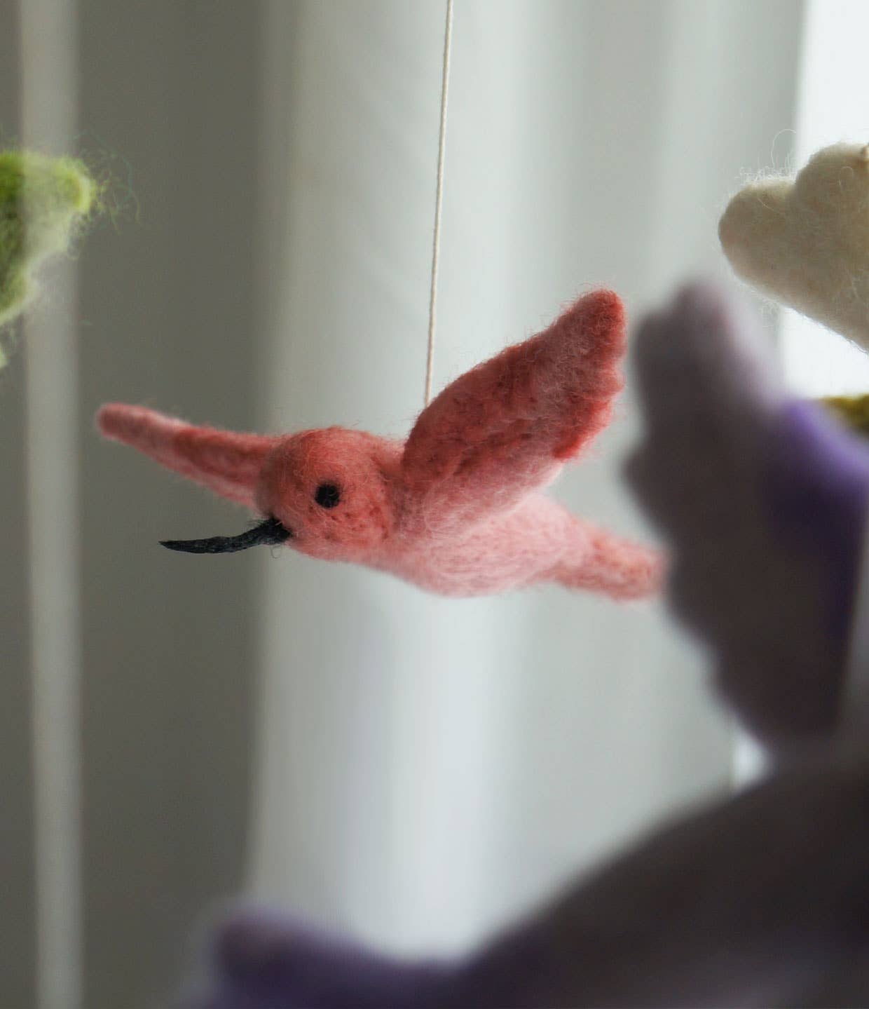 Mobile, Hummingbird