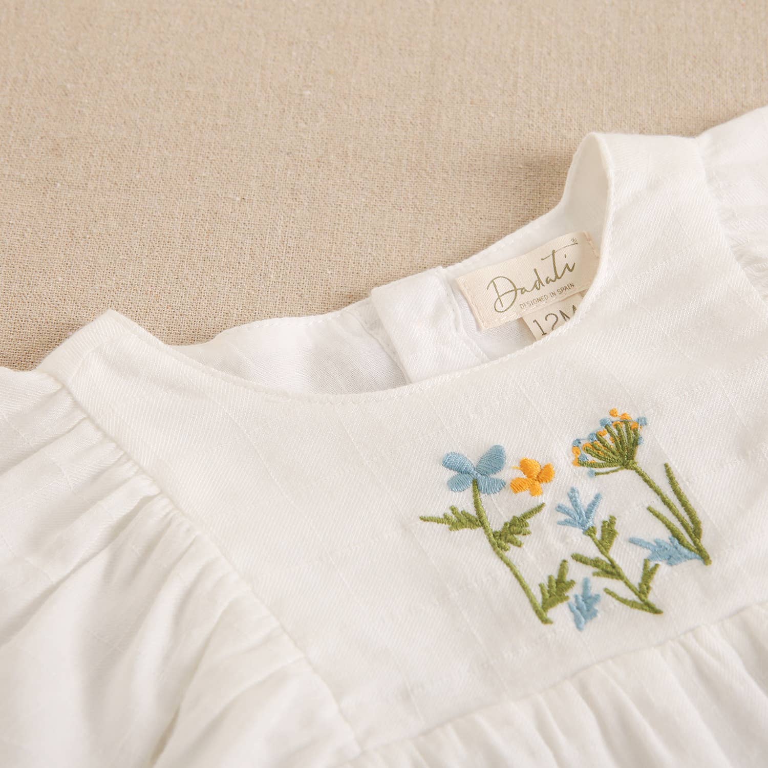 Short Sleeve Baby Girl's Frog with Flower Embroidery