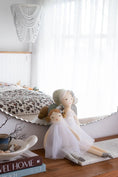 Load image into Gallery viewer, Miss Olive - White - Mimi et Lion
